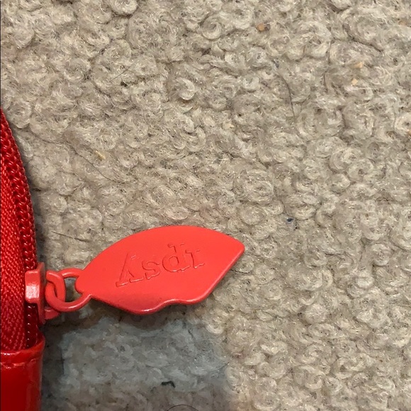 Red Ipsy makeup bag - Picture 2 of 3